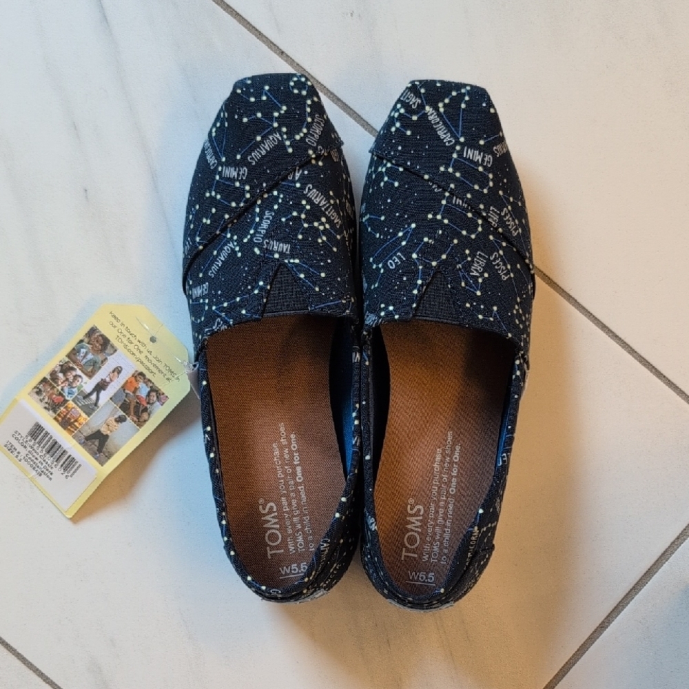 Toms Classic Constellation Glow In The Dark 5.5
